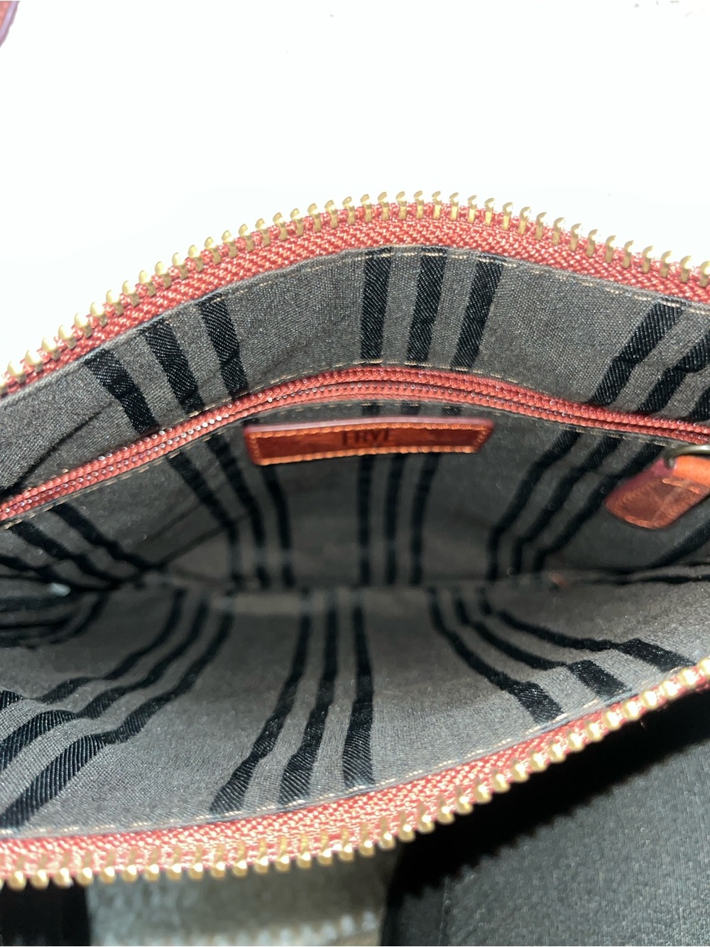 Frye leather crossbody messenger bag - Picture 11 of 14